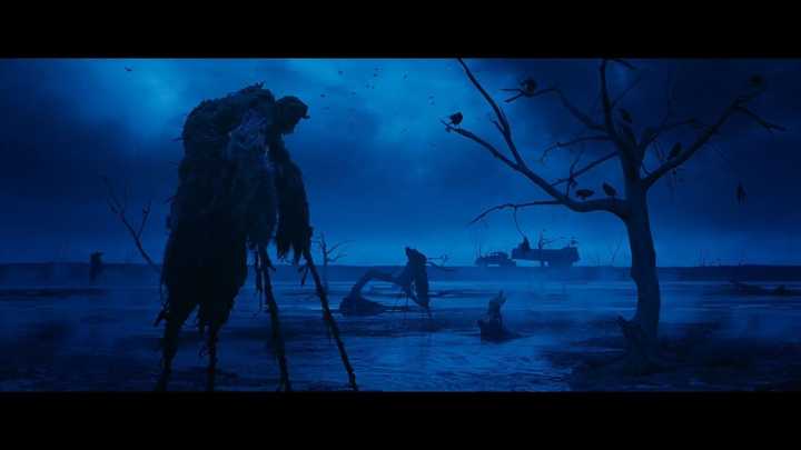 魔兽世界里的一种怪,应该是在沼泽地,披着蓑衣,踩着高跷的怪.