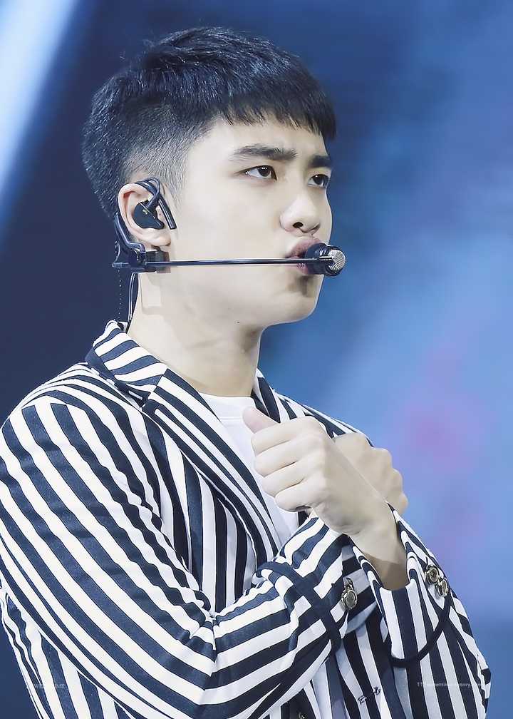 说说你们眼中的都暻秀吧?