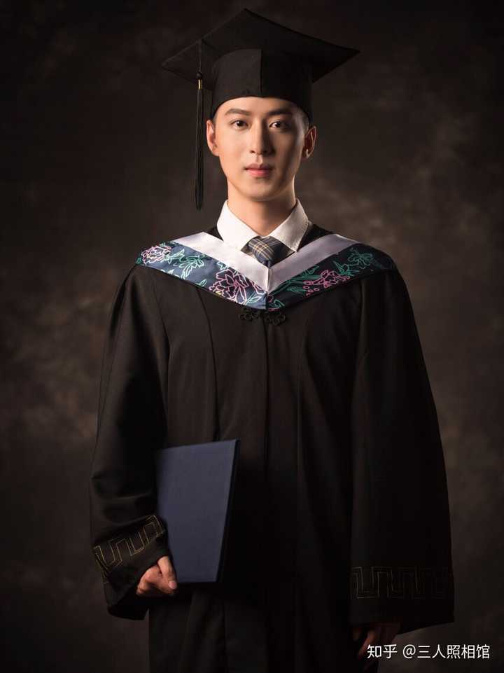 拍毕业照穿什么好?