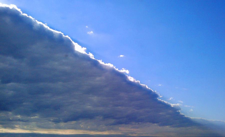暖锋云系图片