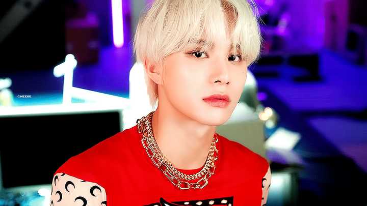 知友们,你们可以给我们安利一下你们喜欢的爱豆吗?