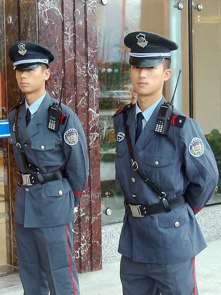 中国的保安服装属于制式服装吗？ - 知乎