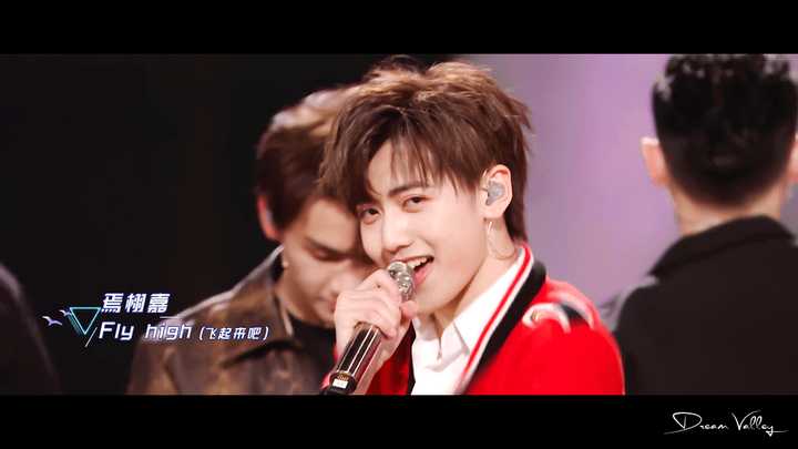 如何评价r1se成员焉栩嘉的颜?