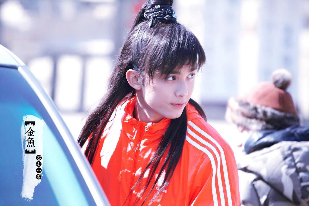 如何评价吴磊的长相?