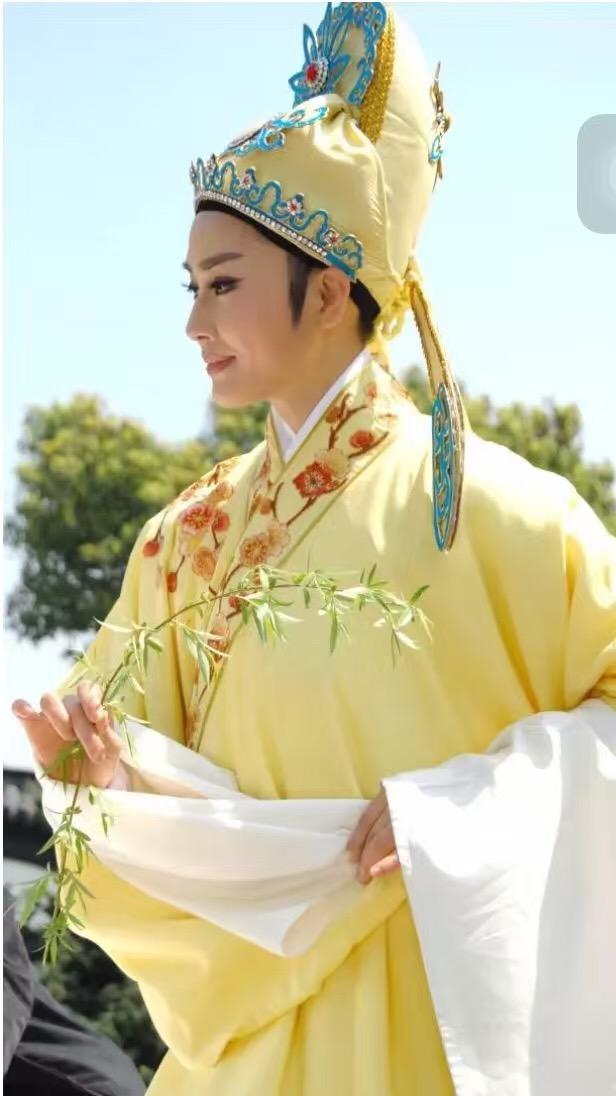 推荐好听的京剧、昆曲、越剧?