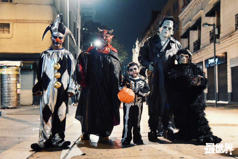 007幽灵党片头的骷髅巡游在墨西哥是怎样一个活动