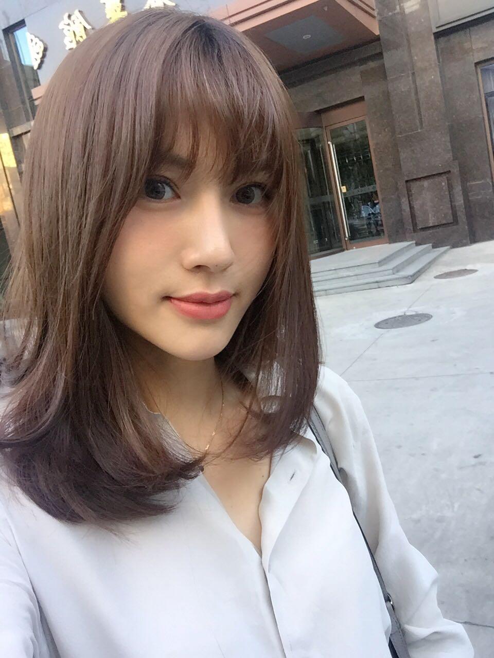 为什么给姑娘费心用单反拍的照片总感觉没有她们拿手机自拍漂亮