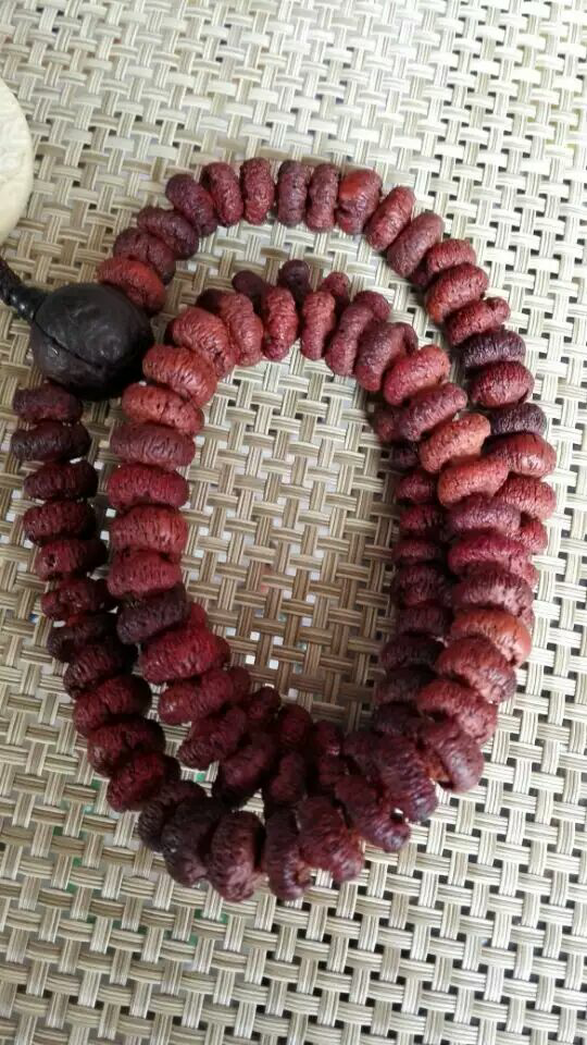 莲花菩提子盘成图片