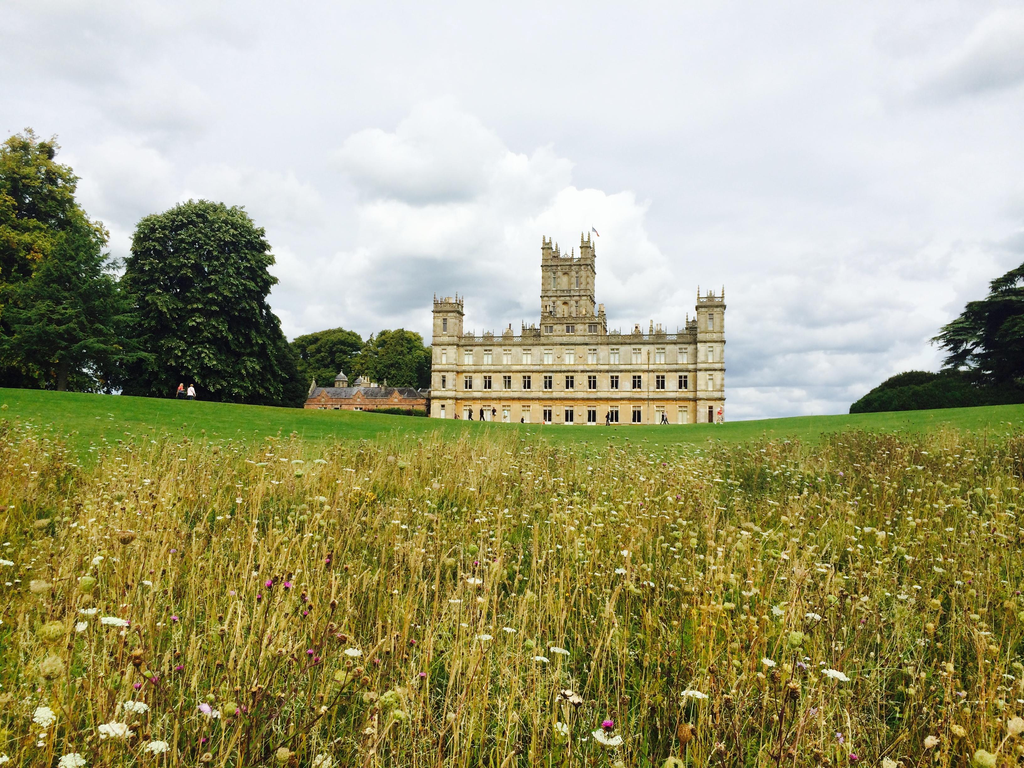 《唐顿庄园》的唐顿在英国哪儿?