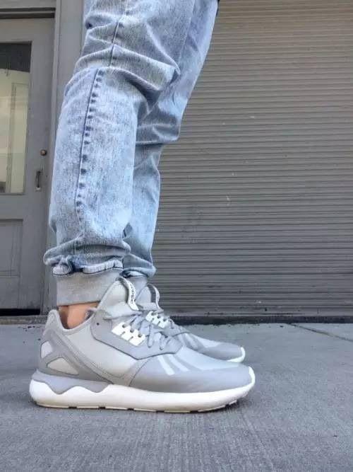 Nike AIR PEGASUS 83 运动鞋 男生如何搭配裤