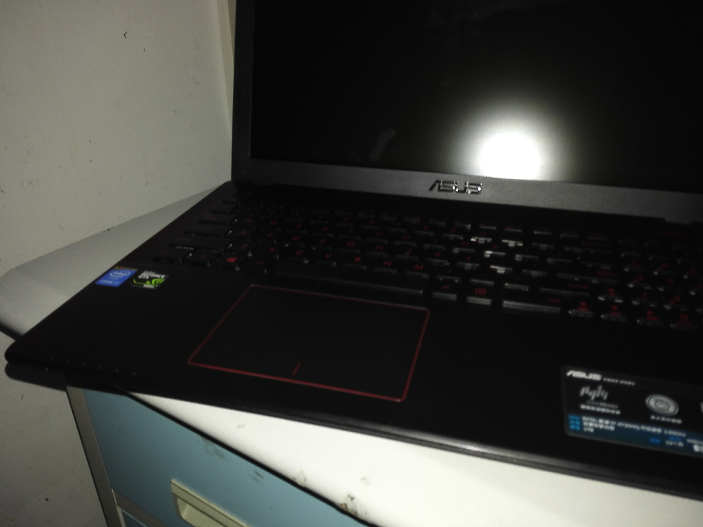 华硕飞行堡垒遇到的情况? - 华硕笔记本