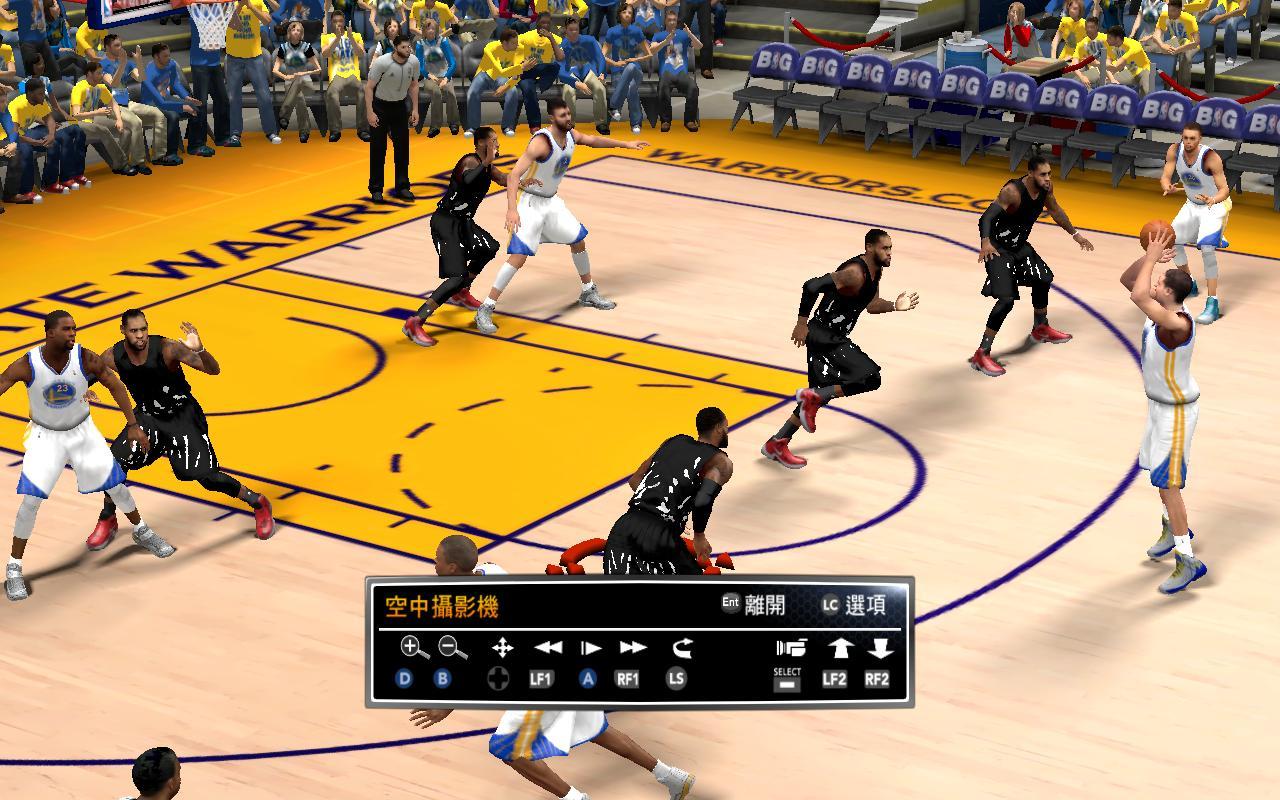 假如一个篮球队,队员全部都由勒布朗詹姆斯组