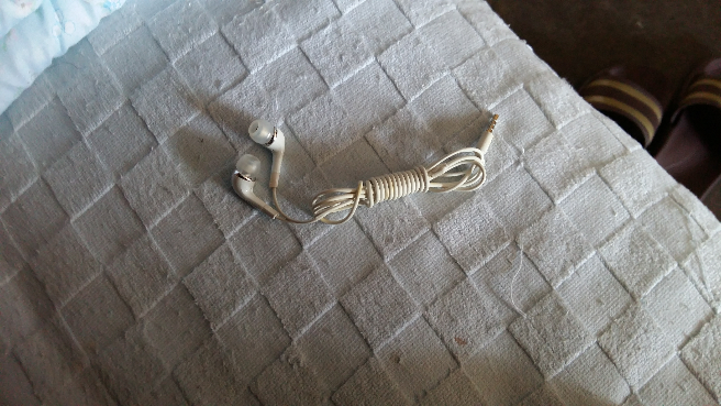 耳机线怎么缠最好? - mcmca 的回答 - 知乎