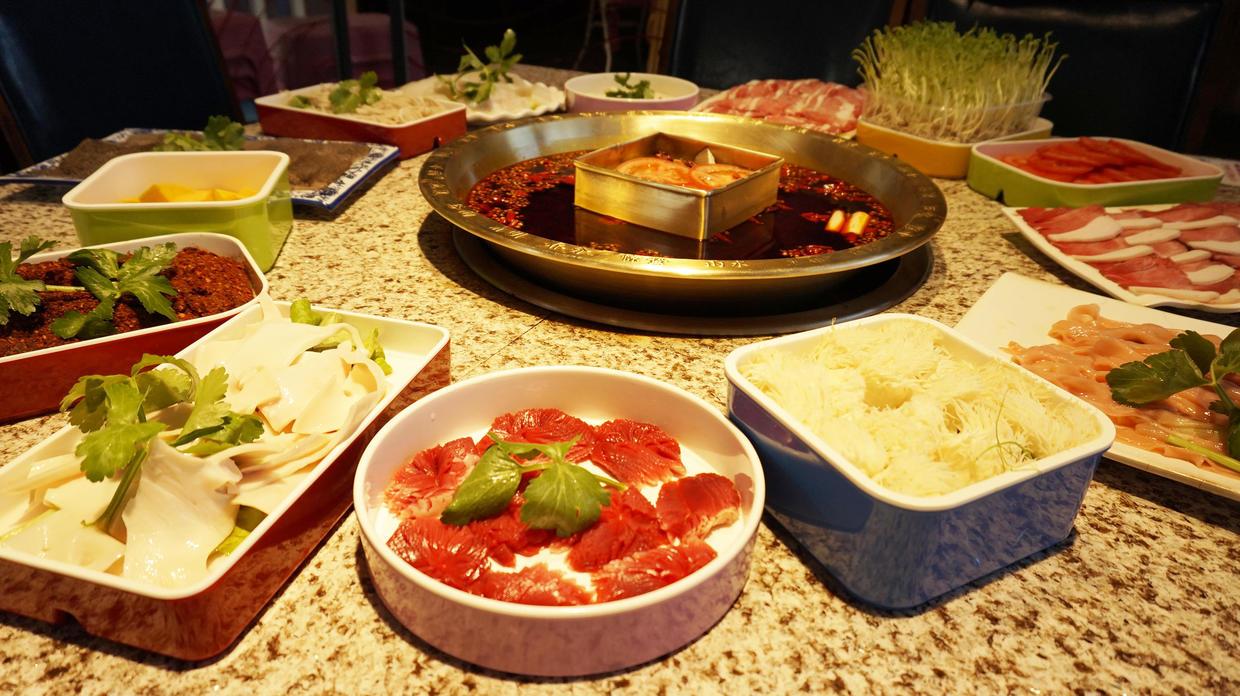 成都哪家火锅比较正宗好吃? - 成都美食 - 知乎