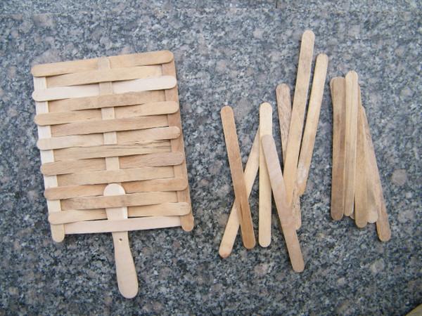 最好玩有一种用火烧橡皮筋,橡皮筋一断可以弹射的.