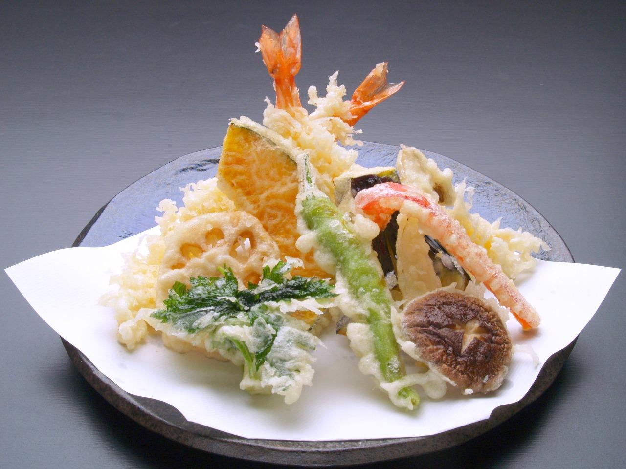 Смажене кленове листя – старовинна страва Японії