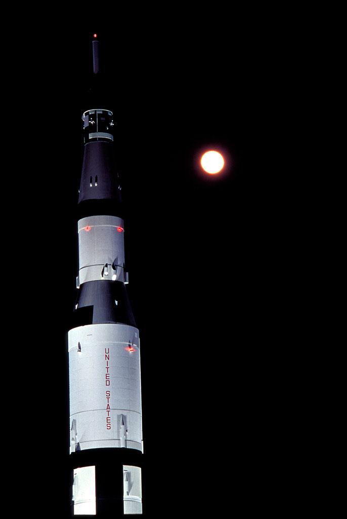 为什么说土星五号是歪门邪道推力如此强劲还送人上了几次月球最后默默