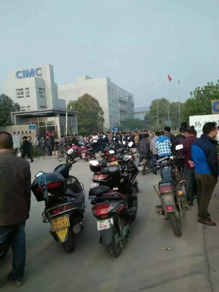 扬州润扬公司变相裁员,工人罢工后被扬州特警