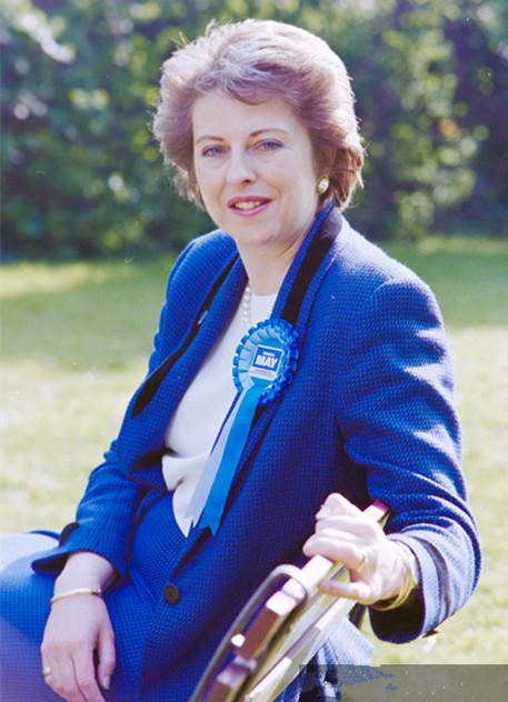 英国新任首相▏theresamay梅姨用豹纹征服全英国