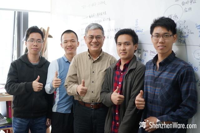 经济日报专栏名人留声机前富士康集团副总裁程天纵变身创客导师