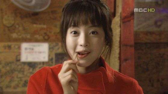 如何评价韩艺瑟的长相?