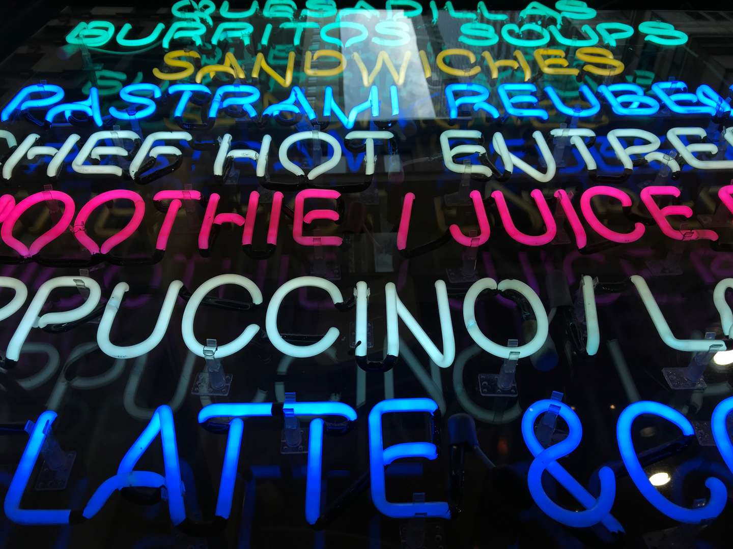 被称为 史上最强 的iphone 7 相机 不止多一个镜头那么简单 知乎