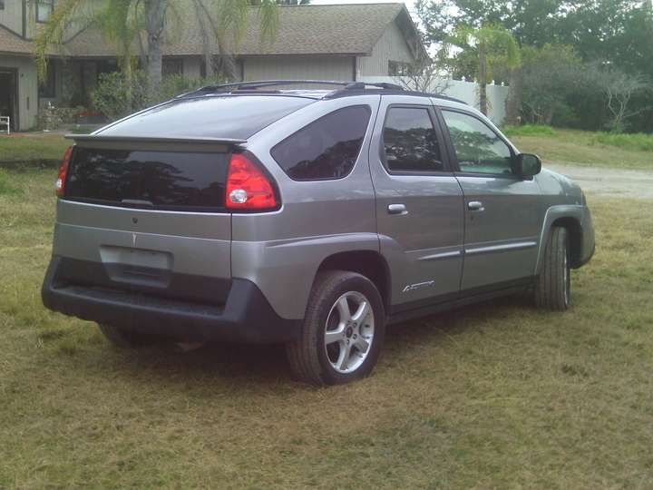 庞蒂亚克 aztek完全有实力和楼上那个双龙爱腾一绝雌雄!