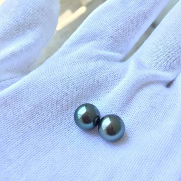 南洋金珠和大溪地黑珍珠哪个好？南洋金珠和大溪地黑珍珠都是比较名贵的，价值连城的珍珠，它们区分还是