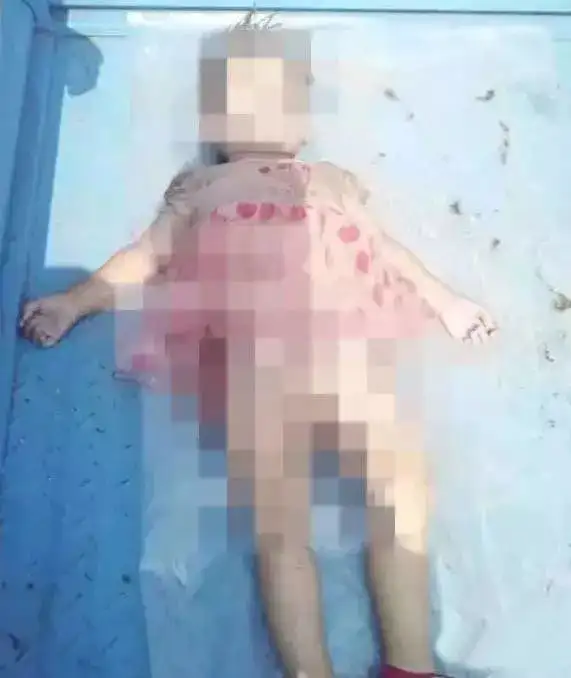 女童尸体 俄罗斯5岁女童惨遭2男侵犯杀害，寻获时已是一具冰冷尸体_手机搜狐网