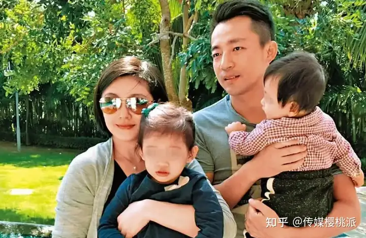 汪小菲致歉大S后，与多人亲密照连环被曝光，S妈称不再袒护前女婿