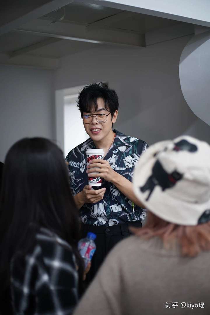 如何专业评价逍遥散人的长相?