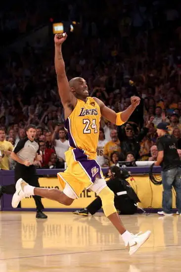 中国的各解说员,他们的球技如何?