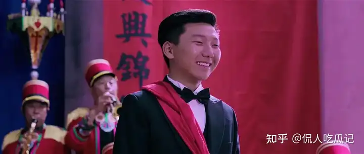 演员阿如那：30岁靠神演技因《狂飙》出圈，可惜长相太丑被群嘲