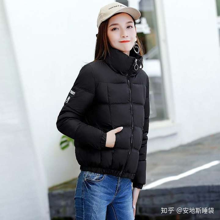 北面羽绒服上面为什么会有一个格一个格样子,这是什么理念? - 知乎