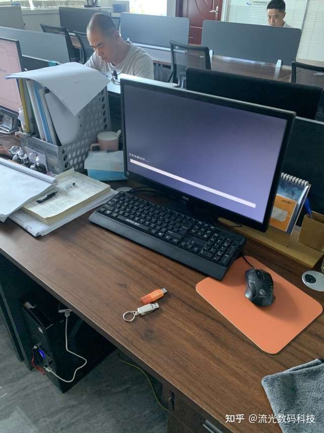 公司电脑卡顿到让你怀疑人生 我重装系统后悲剧了 这不能赖我 知乎