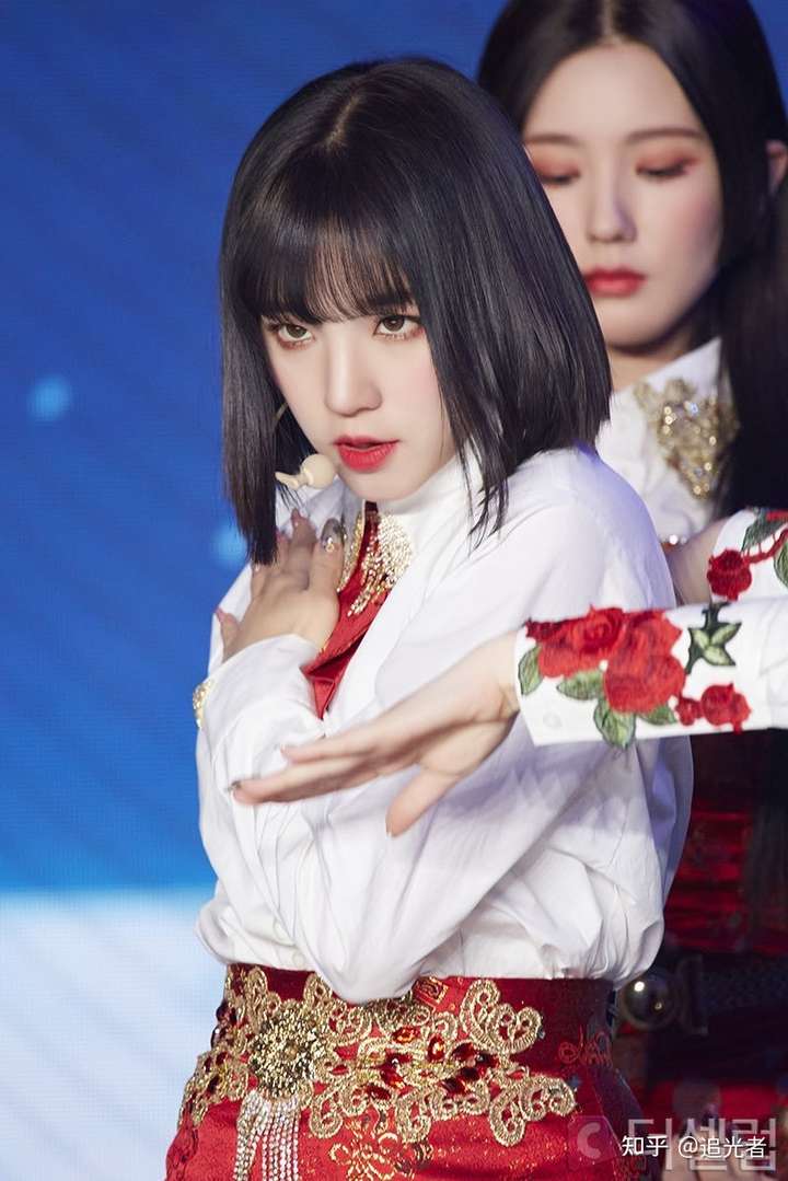 安利一个觉得有很有(少年)帅气的女idol(韩国的,就是那种很有少年感
