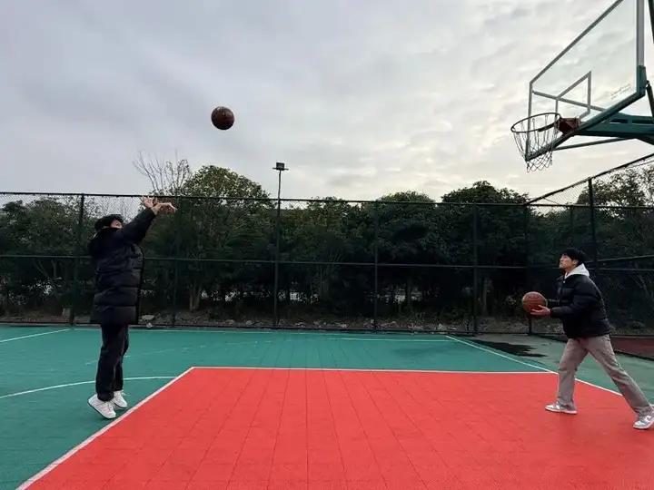 浙江省广播电视中等专业学校富阳校区球类比赛圆满落幕(图3) 浙江省广播电视中等专业学校富阳校区球类比赛圆满落幕(图3)