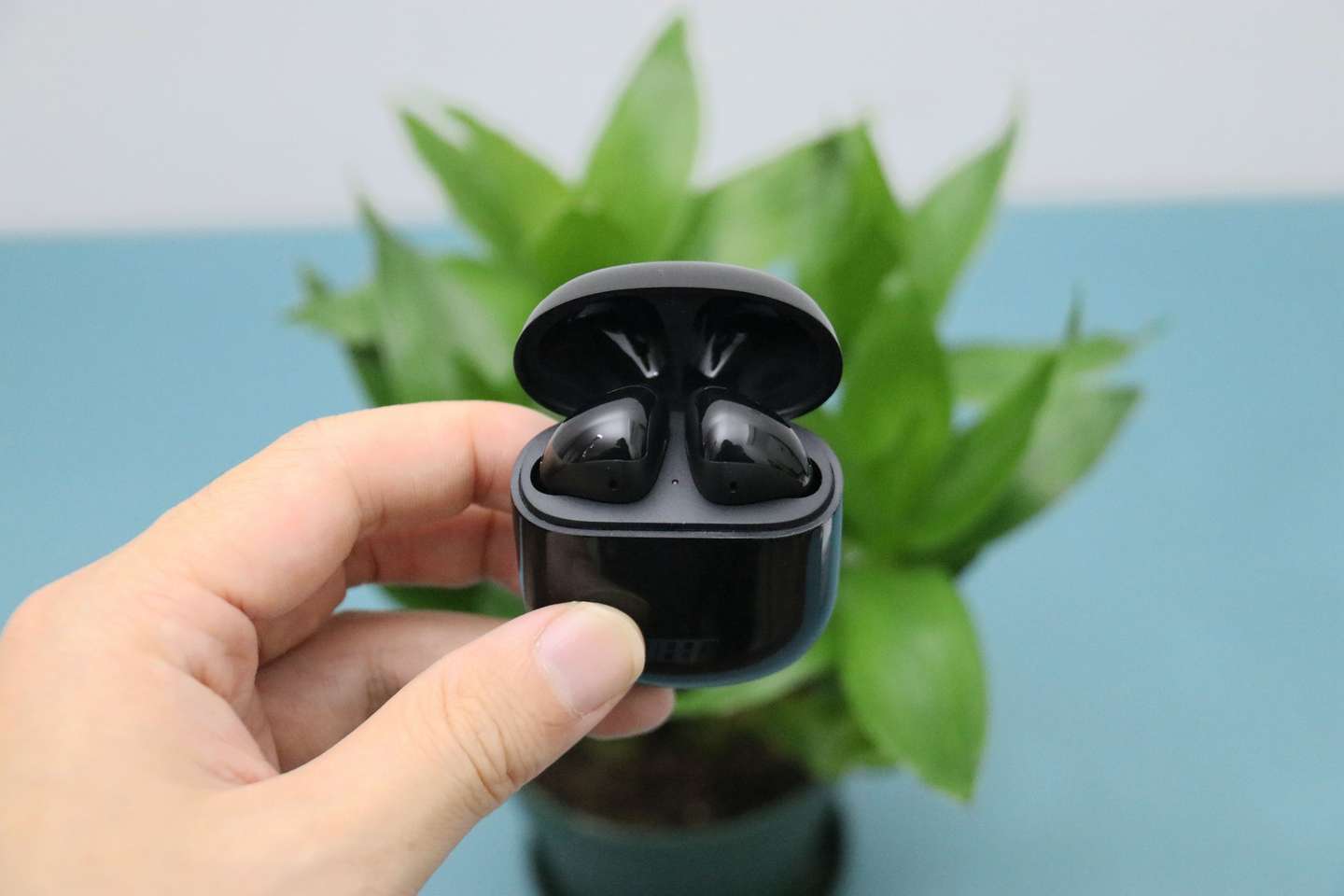 JEET ONE升级版耳机：很舒适，好音质，新体验