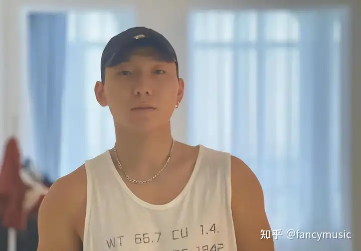 阿如那：丑得上不了台面！凭《狂飙》疯狂出圈，他的春天来了！