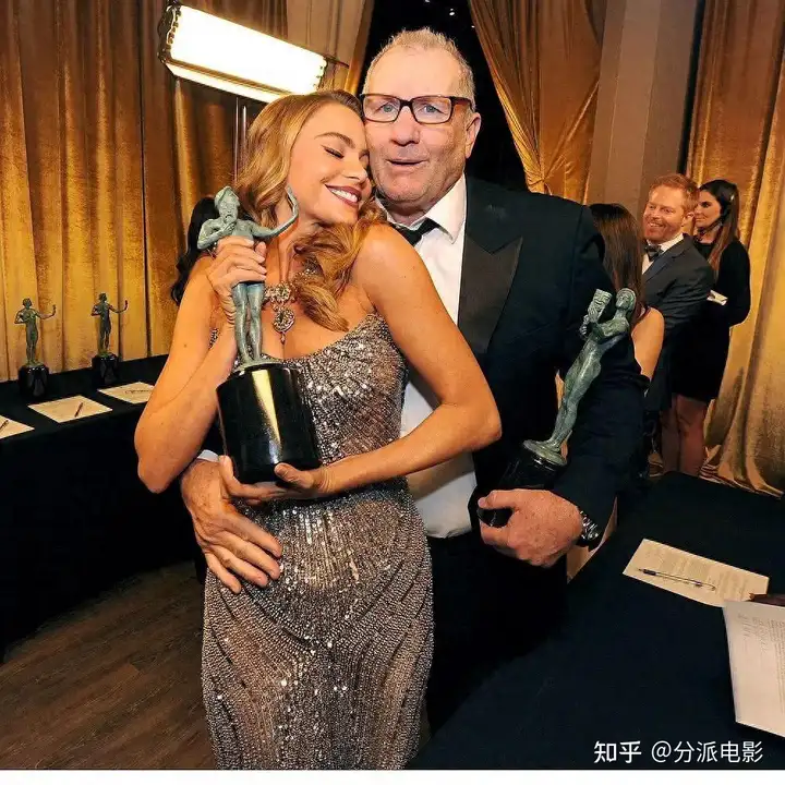 《可卡因教母格丽塞尔达》女神霸气回归,挑战18禁大尺度剧集!