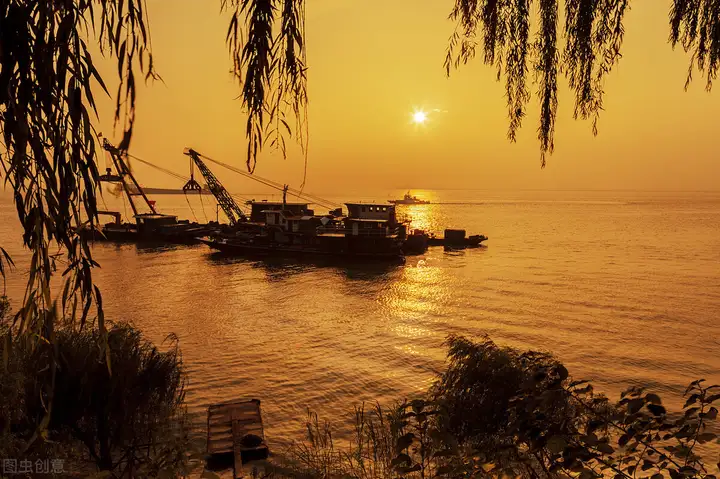 湖南，湘楚大地，芙蓉国里，华夏文明的重要发祥地之一