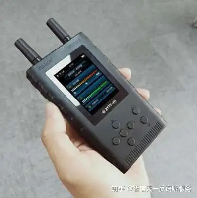 它的反窃听范围较广,既能有效探测定位插卡式窃听器,也能检测到摄像头