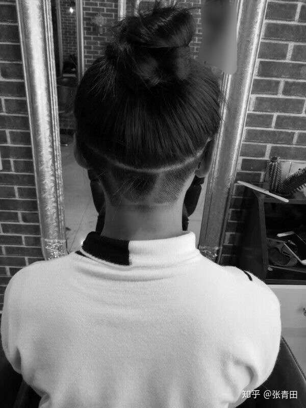 你们觉得女生把脑袋后面的头发剃了怎么样?