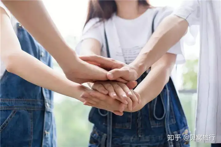 贝窝：团建浪翻天丨畅爽一夏，戏水玩酷欢乐水魔方