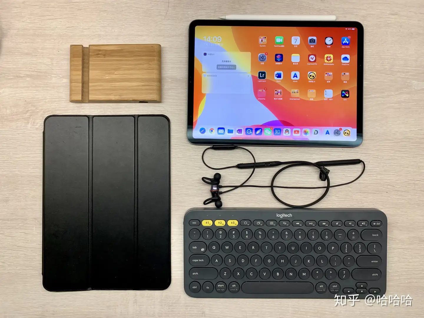 内祝い】 第7世代/Smart iPad本体 Keyboard/ pencil Apple タブレット