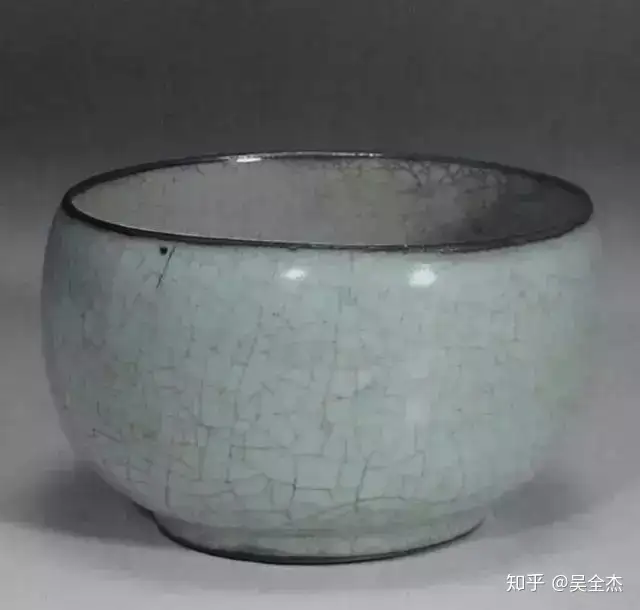 大人気新品 官窯 【多寶屋】BA149□宋時代 米黄釉 花入□高さ22ｃｍ