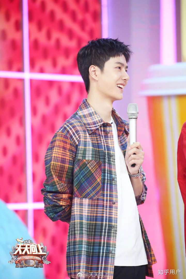 为什么之前小飞虾们那么讨厌王一博王一博生日了又巴巴往上凑