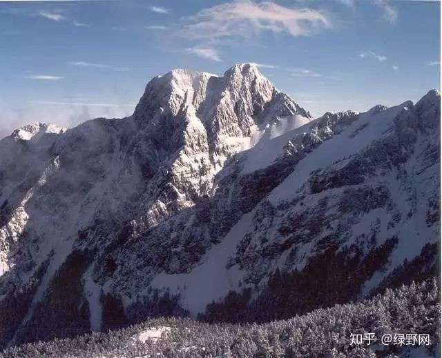 国内适合冬季攀登的10大雪山 寻找生活的滚烫与自由 知乎