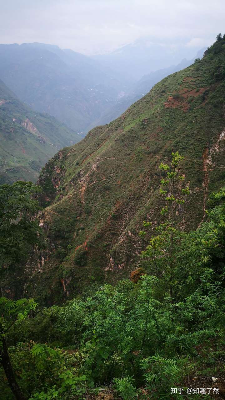 下矿洞勘察 青海野外住帐篷 千沟万壑 工作完回去的路上 去工作的路