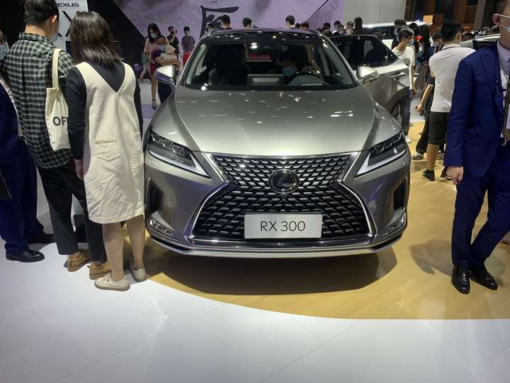 2020年广州车展雷克萨斯rx豪华感强烈真香